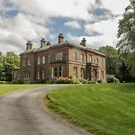 The Apartamento Cleator