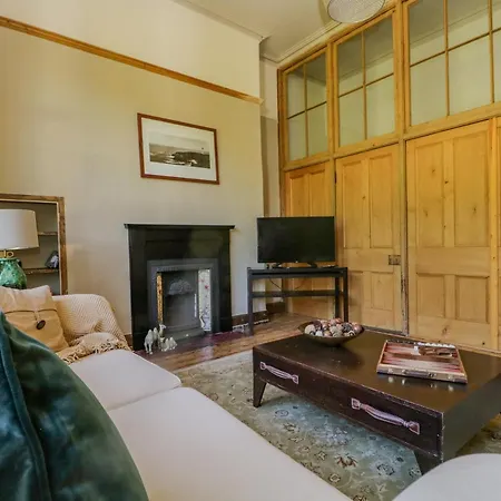 Apartment The *
