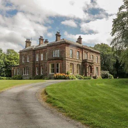 The Apartment Cleator